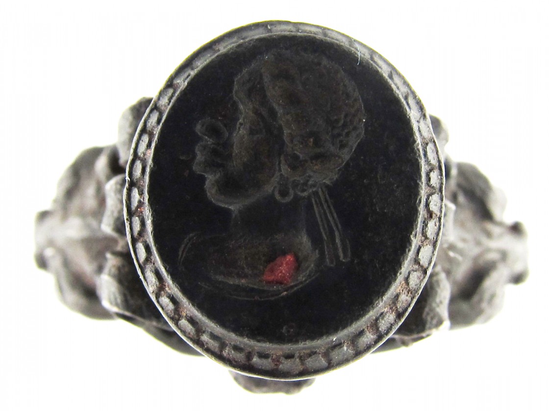Antique Ring Berlin