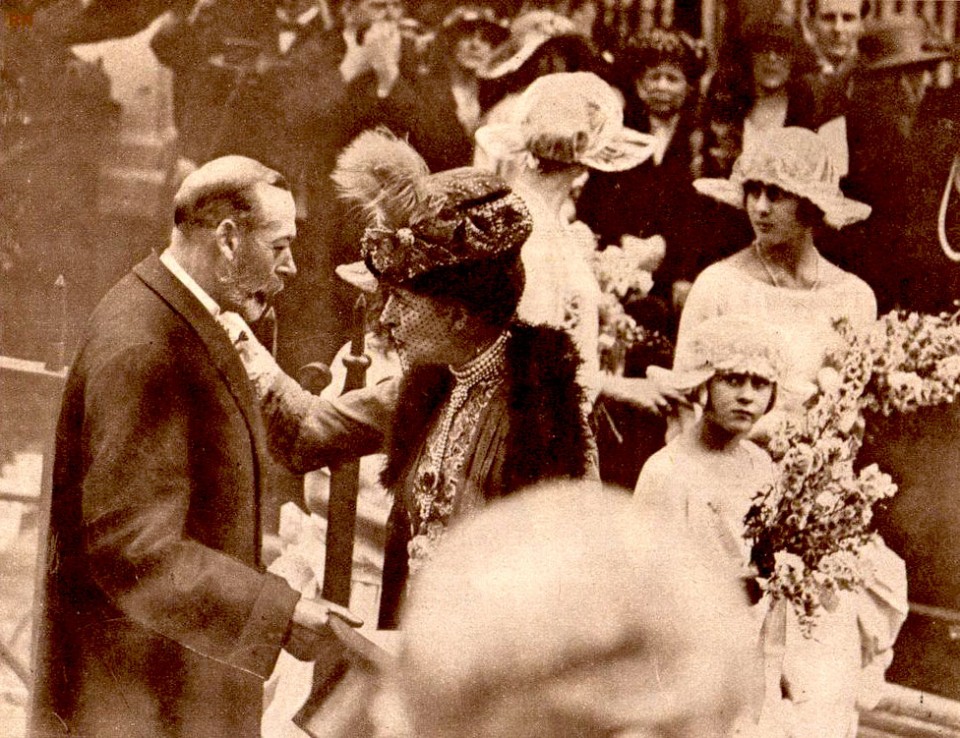 Queen Mother Alexandra and her son King George V at the Moutbatten wedding in 1922 - 3 years before her death.