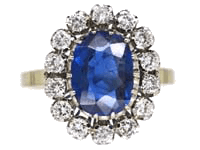 Cluster Diamond Engagement Rings