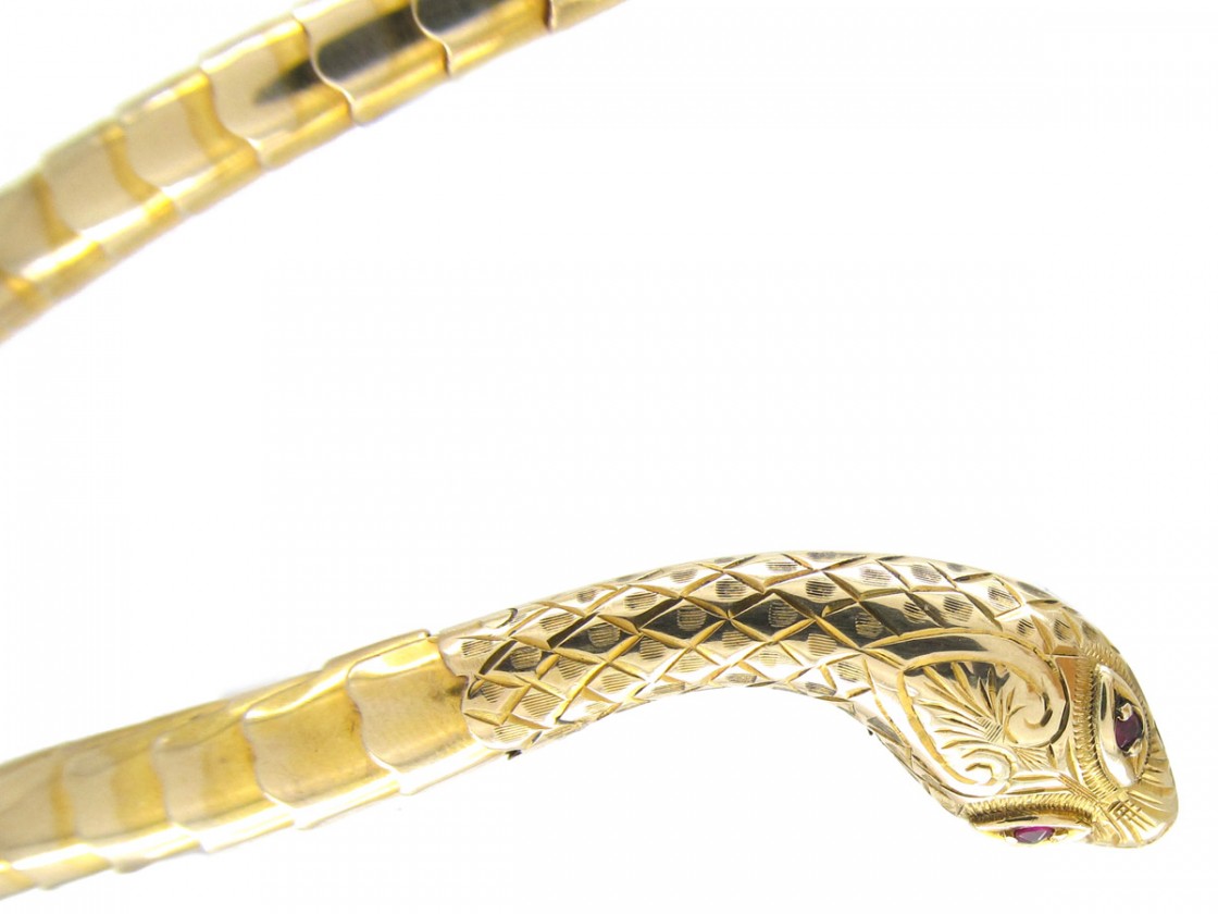 snake necklace fidget
