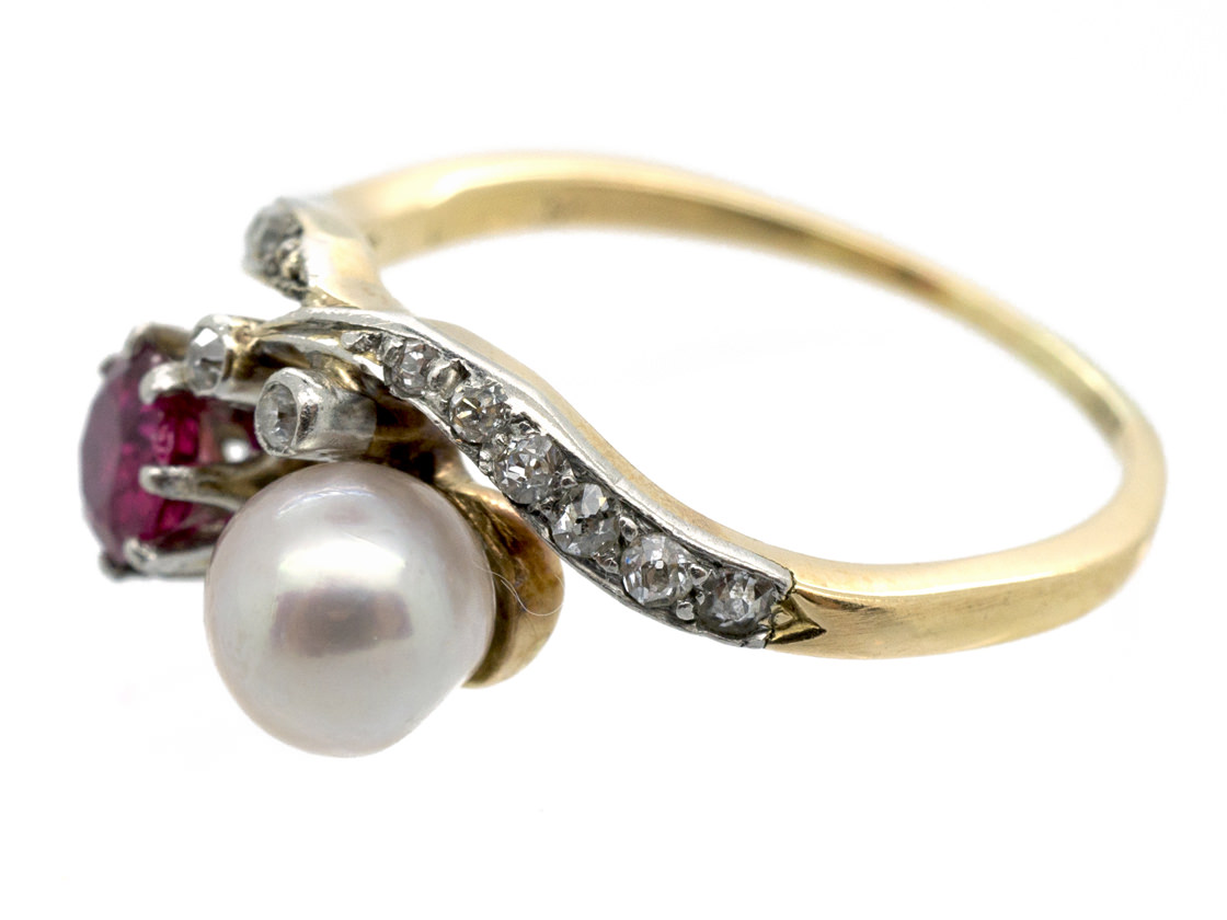 Ruby And Diamond Gold Ring Ruby And Diamond Gold Ring