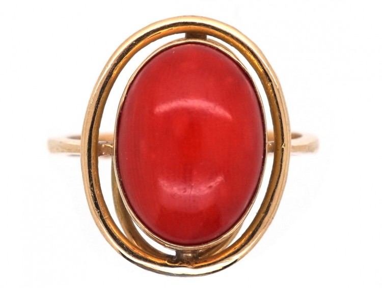 18ct Gold & Cabochon Coral Ring - The Antique Jewellery Company