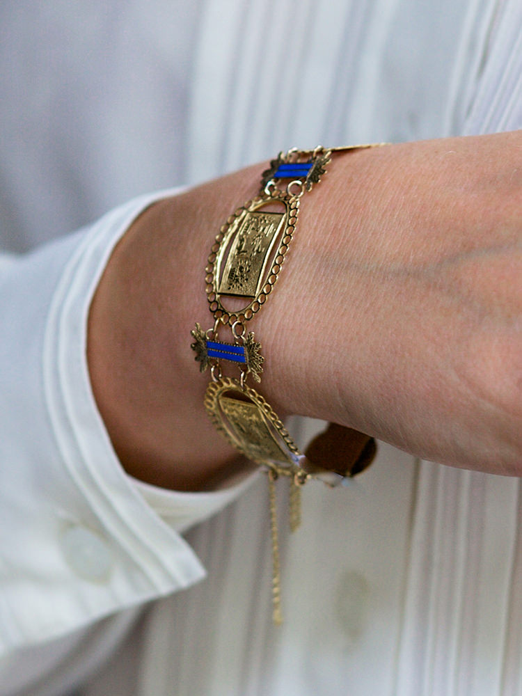 French 18ct Gold & Enamel Regency Bracelet The Antique Jewellery Company